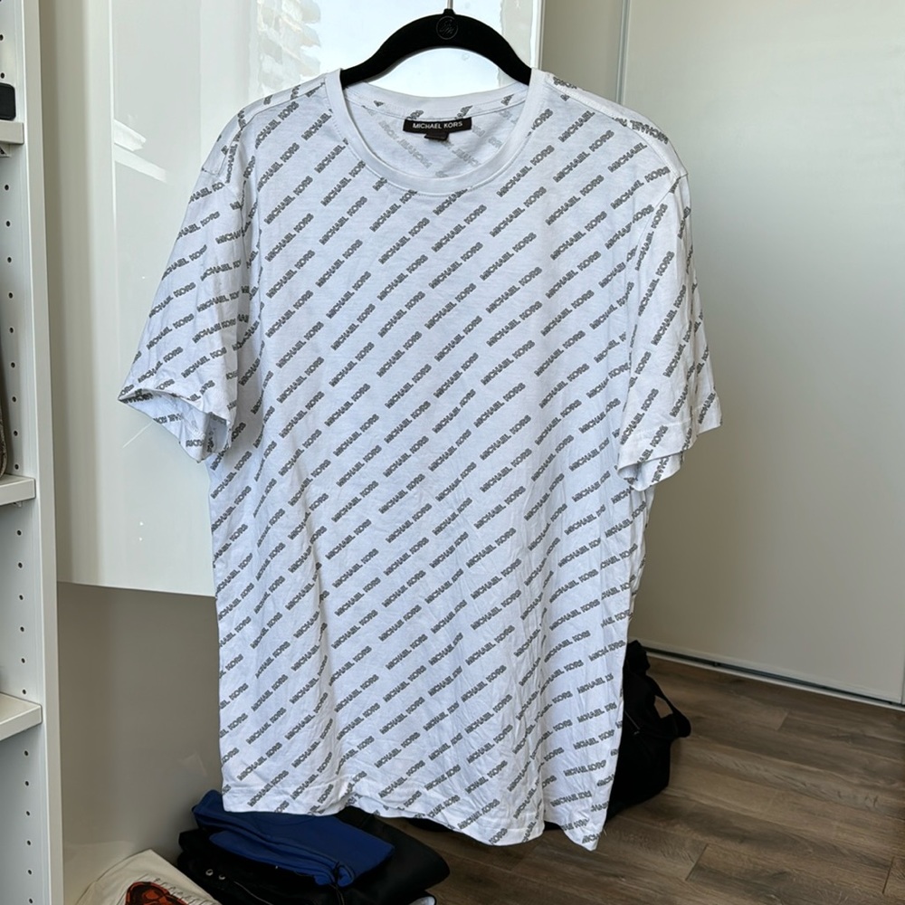 Michael Kirs white T-shirt. Medium. Men’s